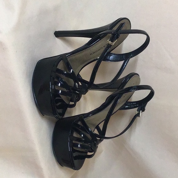 Chinese Laundry Shoes - Chinese Laundry Teaser/Tippy Top size 7